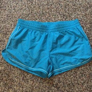 NWOT aqua Under Armour shorts